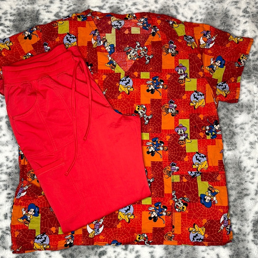 Mickey Mouse Scrub Set